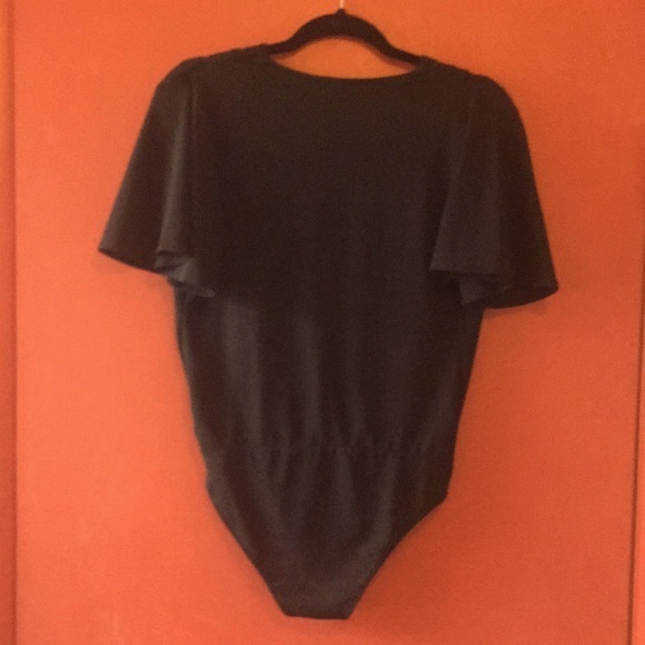 ZARA black deep v-neck short flutter sleeves leotard - Picture 4 of 7